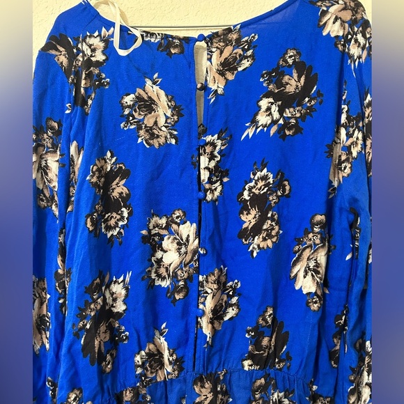 NWT Altar'd State Floral Blue Long Sleeve Romper Jumpsuit Size Large Snap Button - Picture 5 of 12